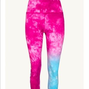 Peloton Miami Fitwear Capri leggings